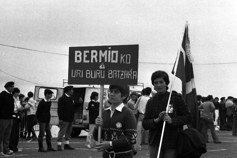 Euskal Abertzaletasunaren Museoa - Museo del Nacionalismo Vasco - Alderdi Eguna 1977