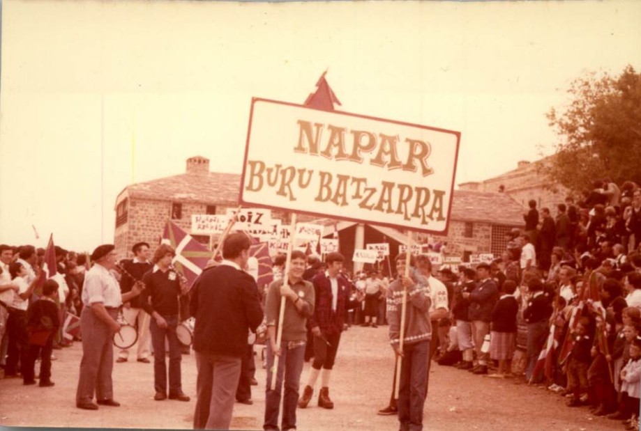 Euskal Abertzaletasunaren Museoa - Museo del Nacionalismo Vasco - Alderdi Eguna 1977