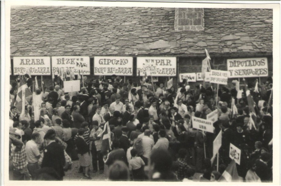 Euskal Abertzaletasunaren Museoa - Museo del Nacionalismo Vasco - Alderdi Eguna 1977