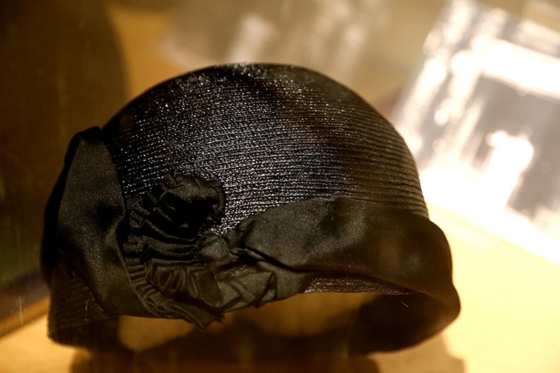 Museo del Nacionalismo Vasco - Sombrero cloche negro